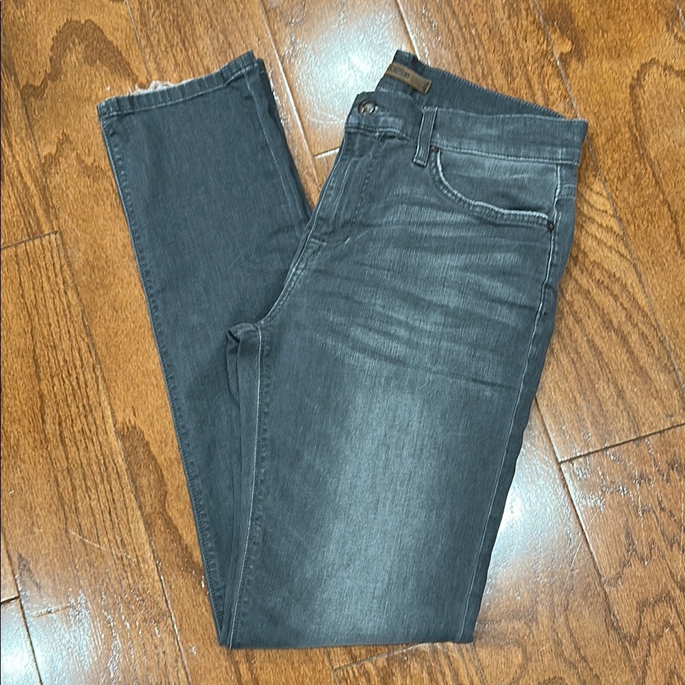 ***SOLD***Joe’s Jeans Clayton Jeans gray wash